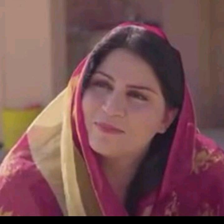 PINDI GIRL✌🏻MAMA