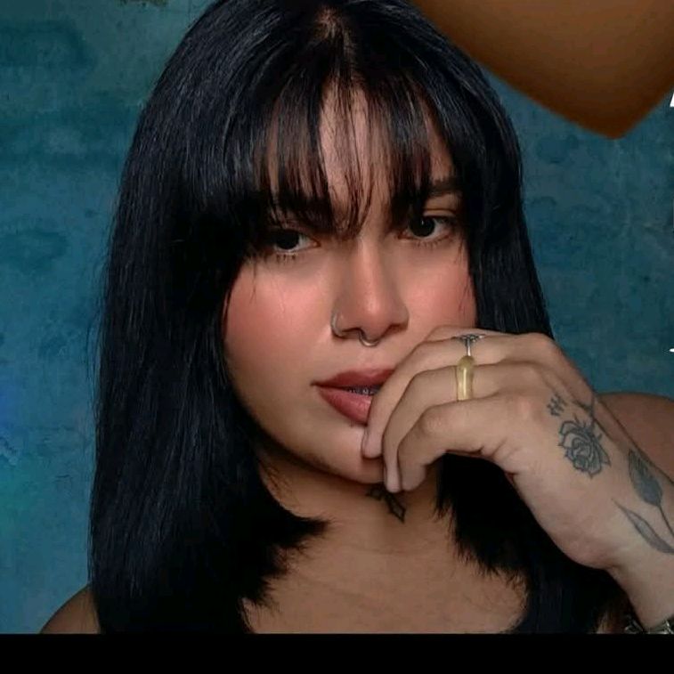 leslie @.palacios💈💫🍒