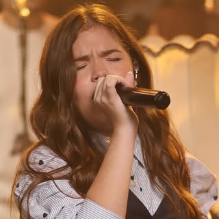 Polyana Martins oficial🎤