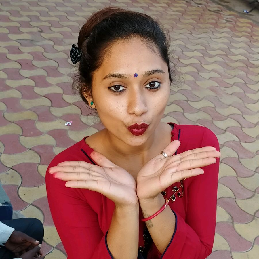 👑 pooja vasava 👑