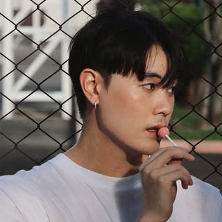 Poy - Kritsanapong Soonthonchatchawech