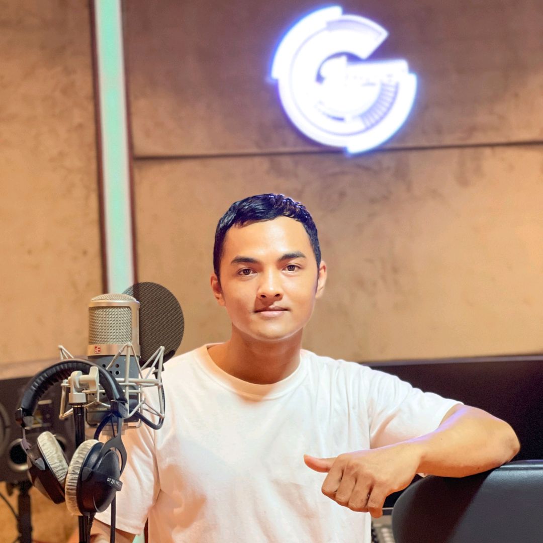 ពូ-Puofficialaccount🇰🇭💵❤️🎤