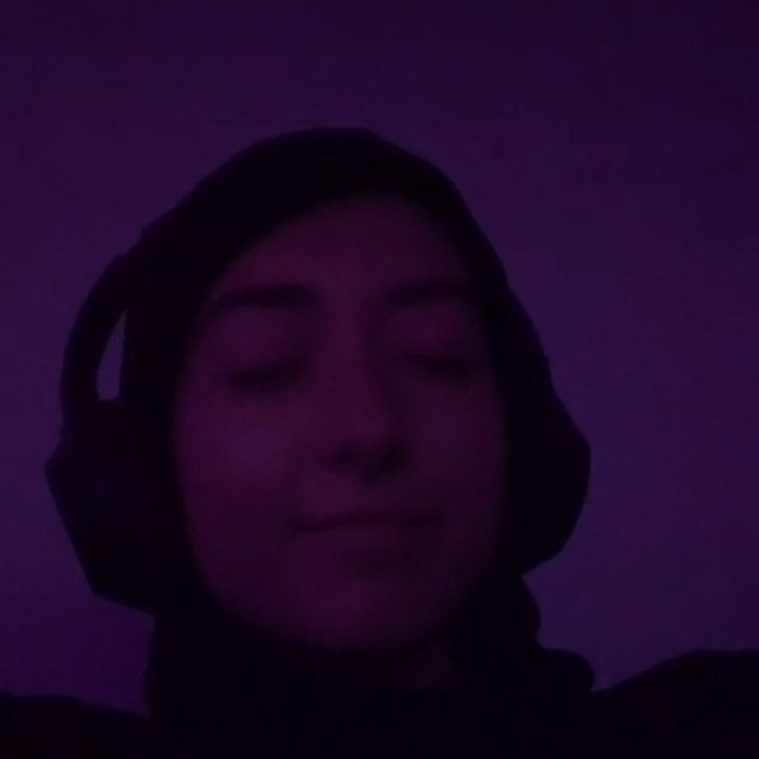 @PraxisRedacted