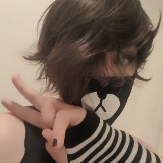 Queerbunnybabe (I have booba now, $3 Bunnyfans)