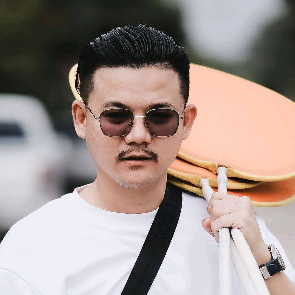 บุญเจมส์ ระรื่นคอ