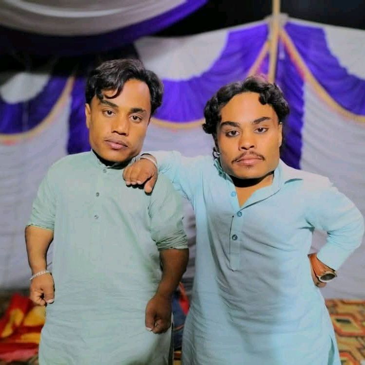 Raees yousaf VS Younas