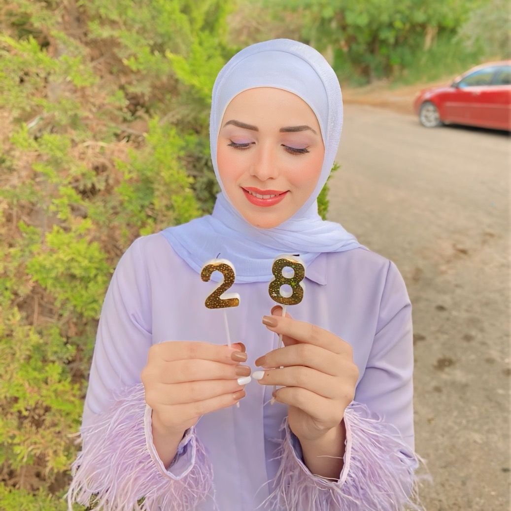 ༺رٍۆنزا༻🤍🦋