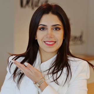 راضیه میرزایی لیدی باس