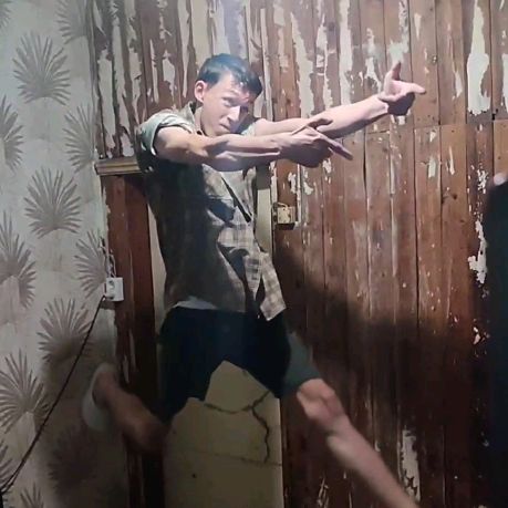 Артём который бро