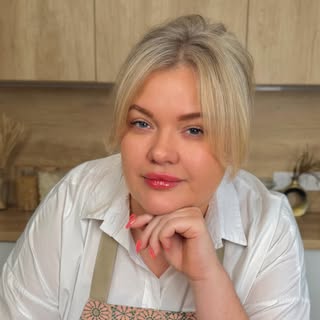 Анна Рей