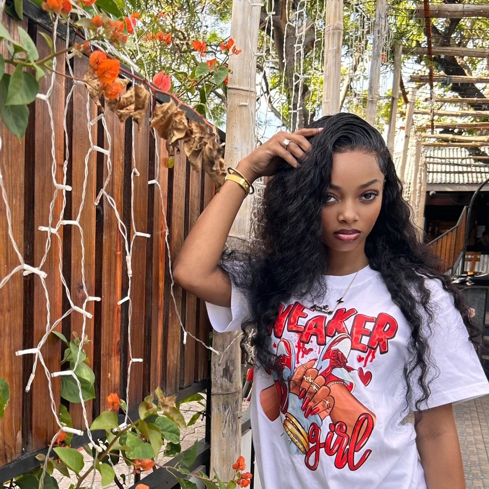 𝐓𝐡𝐞𝐑𝐞𝐚𝐥𝐑𝐢𝐚𝐚💜