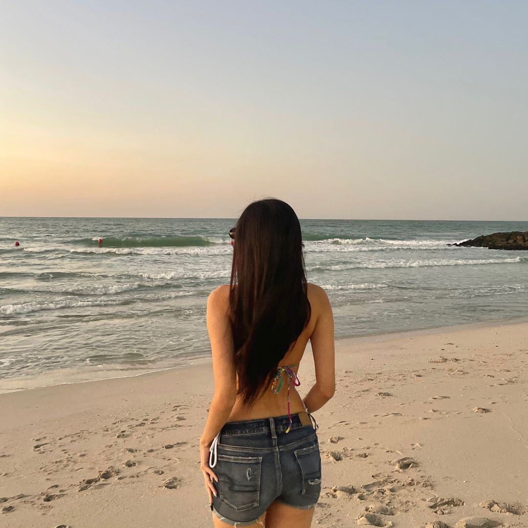 R I A🌼