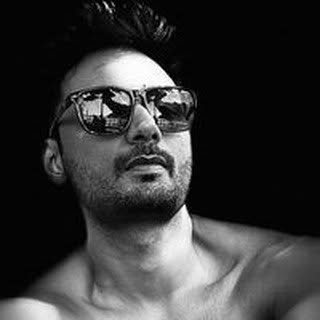 RJ Anmol 🇮🇳