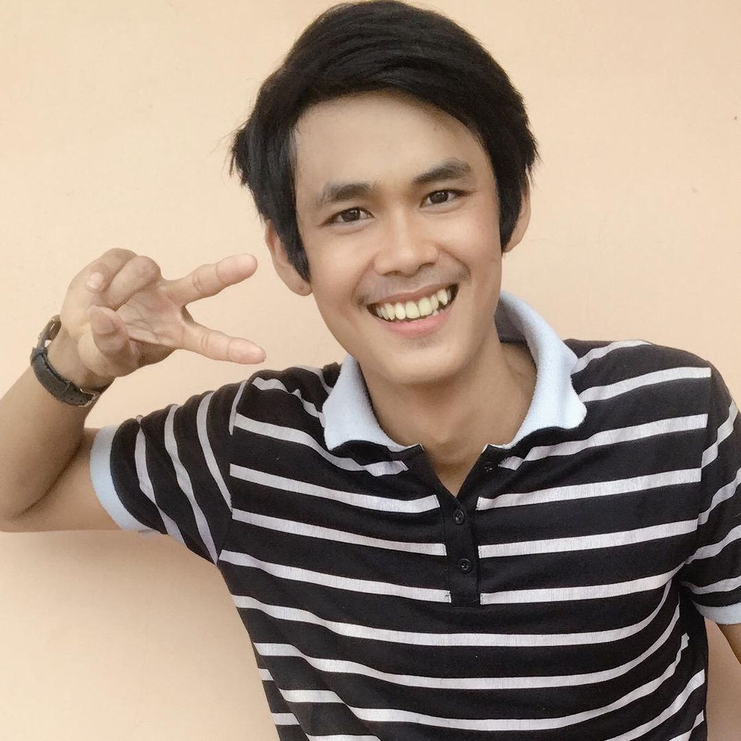 ៚-🇰🇭•តា ញ៉ុយ•🇰🇭-៚
