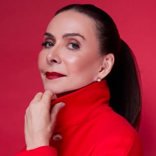 Romaly Telesca | Etiqueta e Elegância