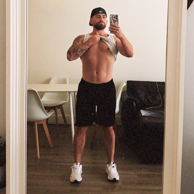 Ro Zamora 🤟🏻🖤