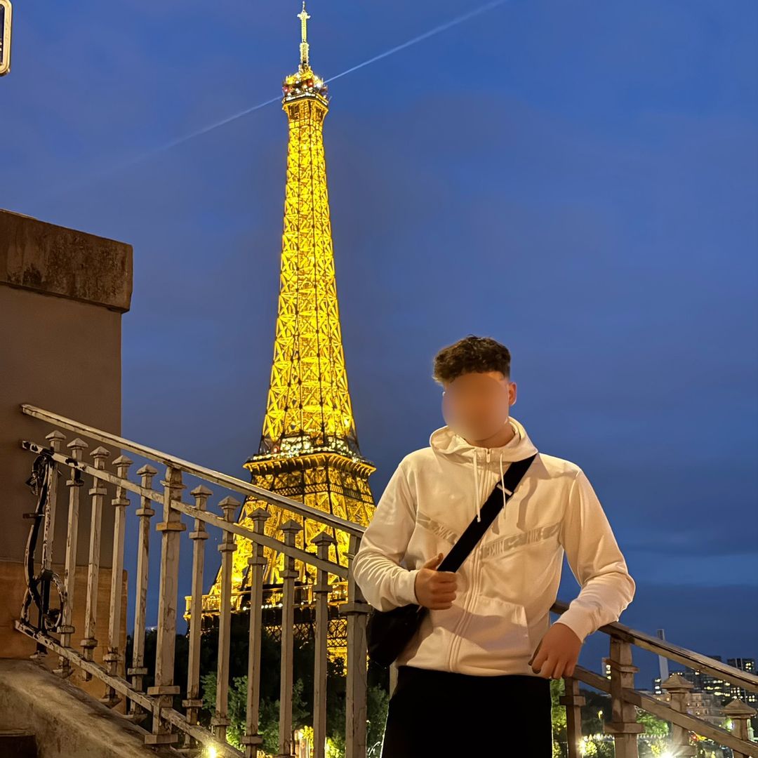 𝔐𝔞𝔵🇩🇪🇷🇺