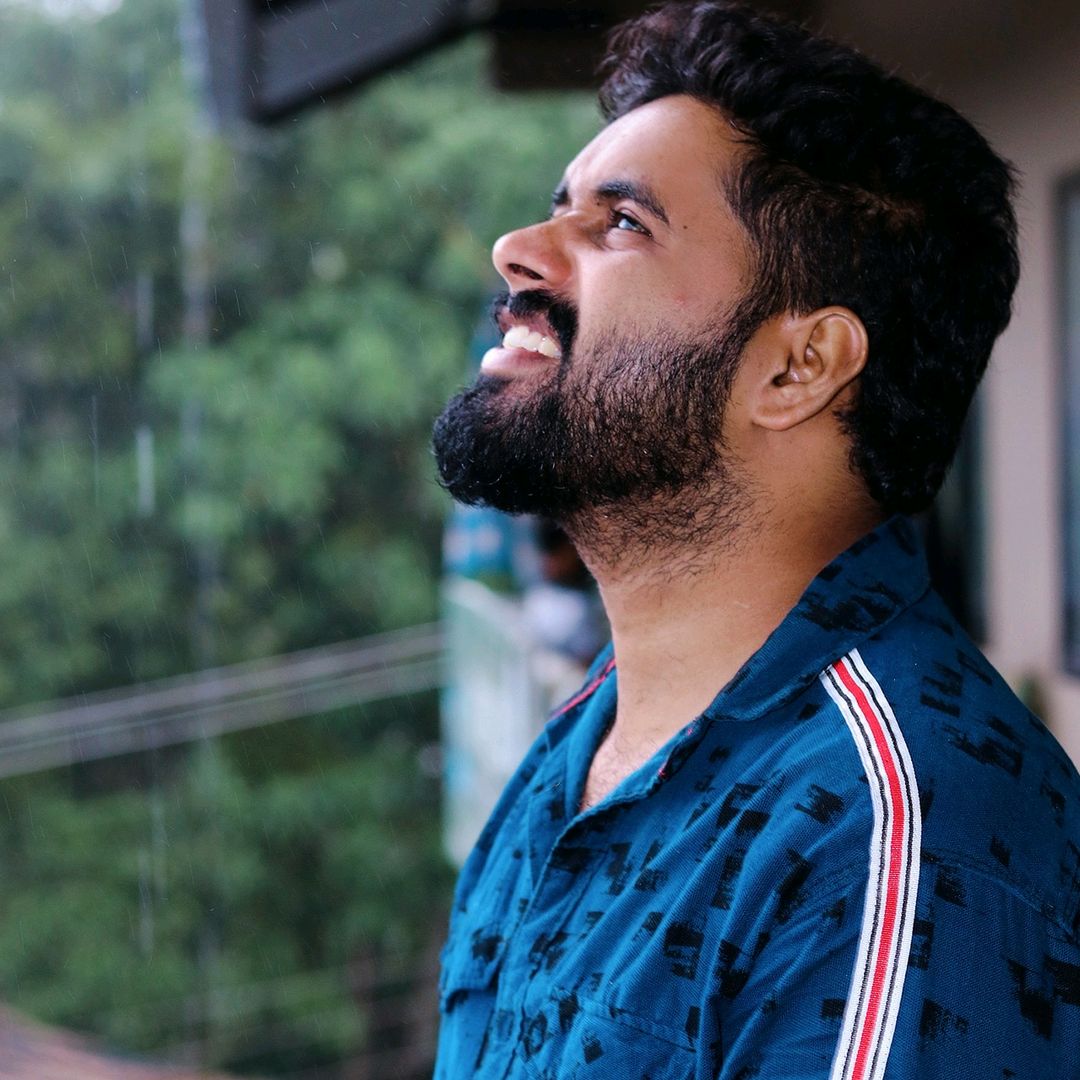 sakeerhusain kt