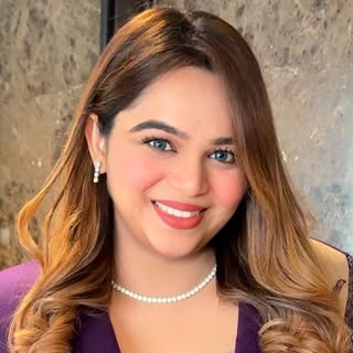 Sakshi & Himanshu Gupta