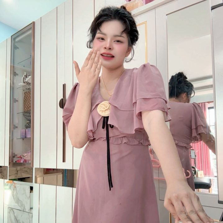 สาวเอิง ( 707.9k ) 🥭