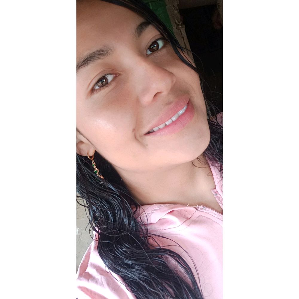 ✨Mora🌹. Te sigue
