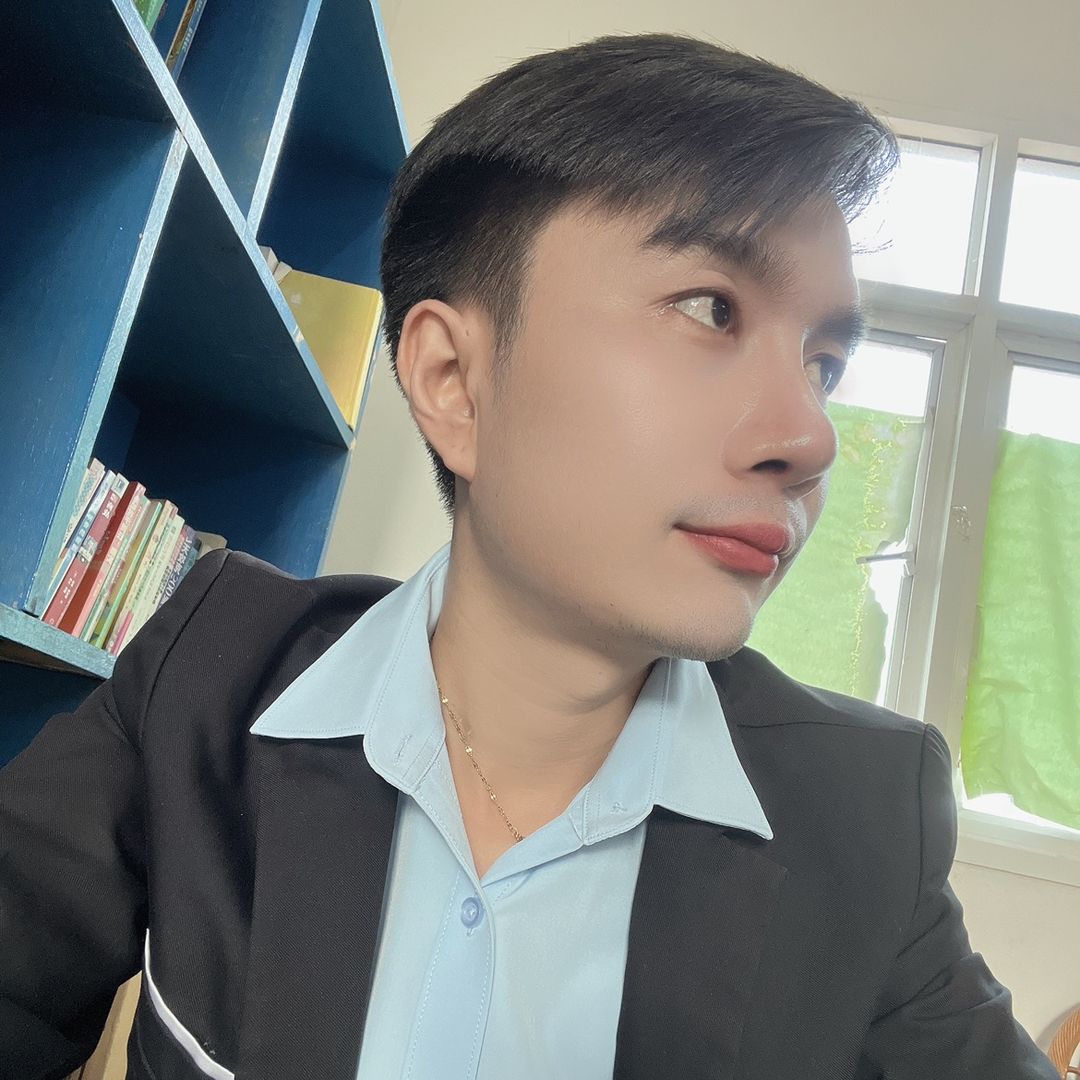 ອາມມີ້