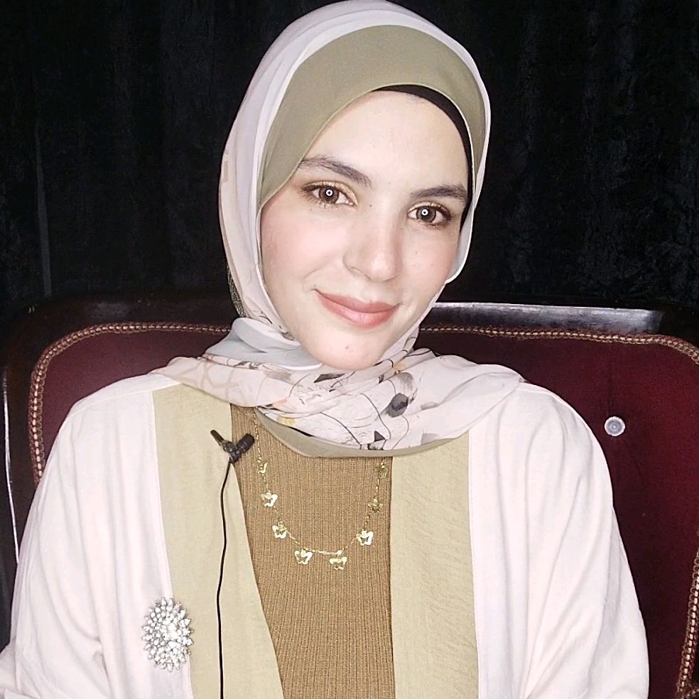 ساره مبروك