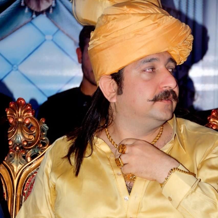 Zahir khan