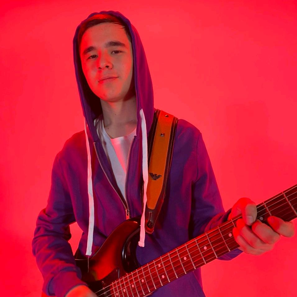 Sardor_Guitarr
