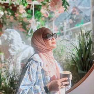 Sheza Idris