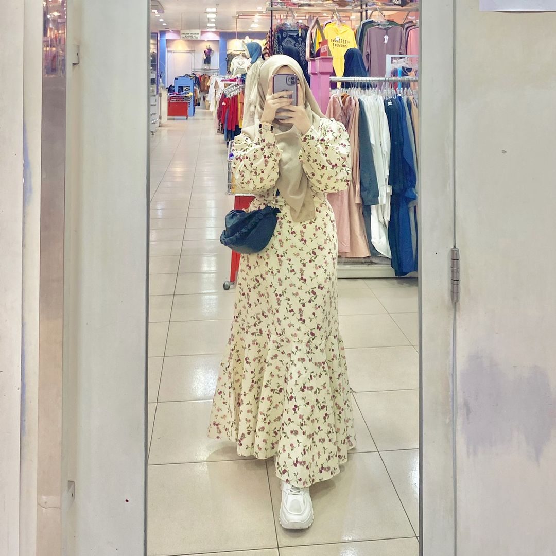 U N Y I L 🧚🏻‍♀️