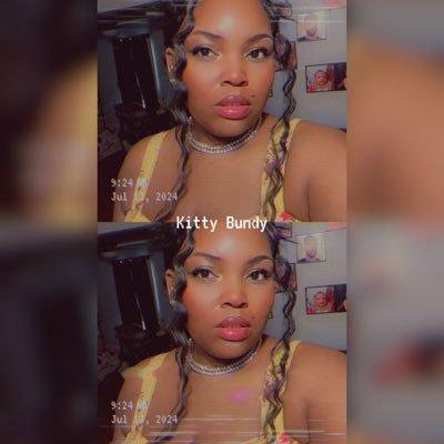 🥇