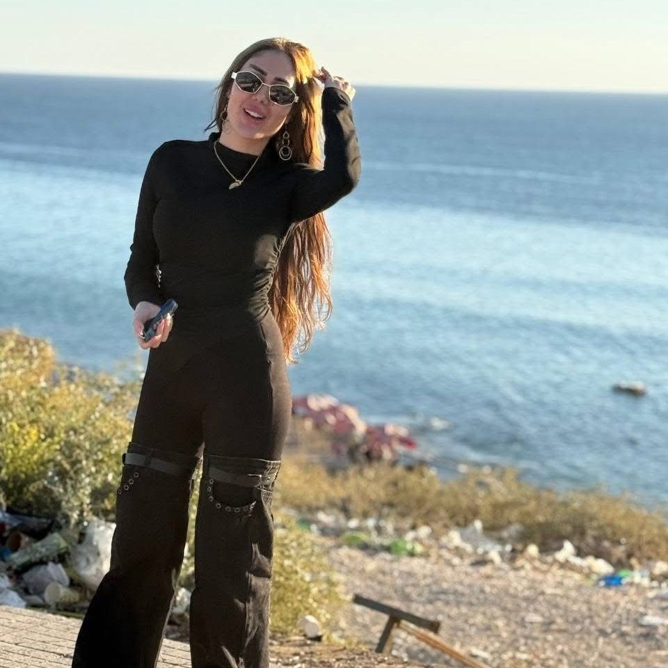 الفنانة رشاجنيد