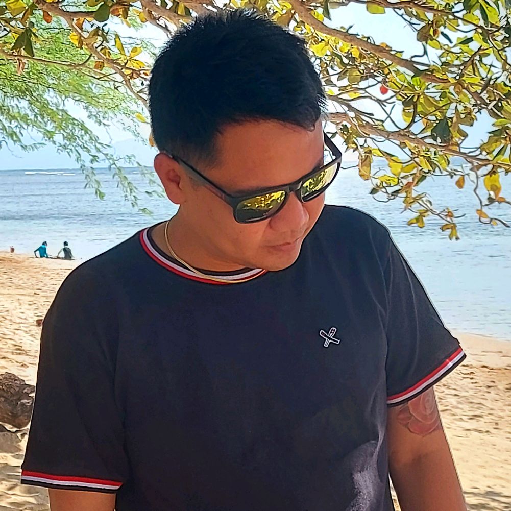 Stickazone Decal King