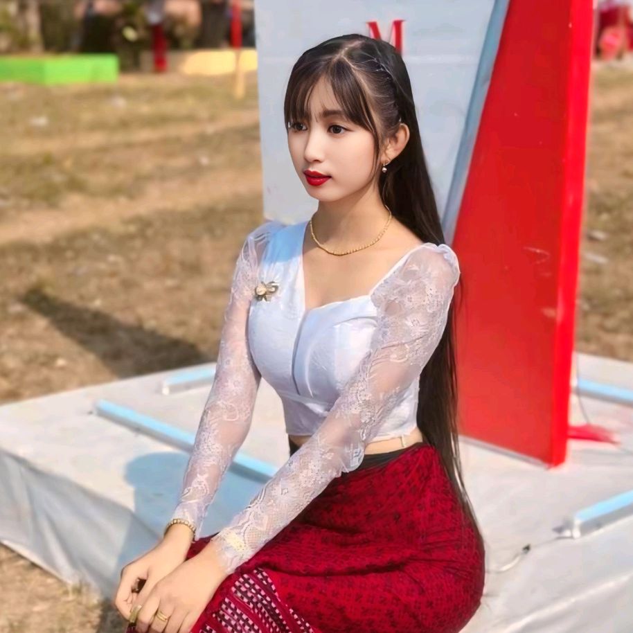 @su.myat👸(မကွေးသူလေး)🦁