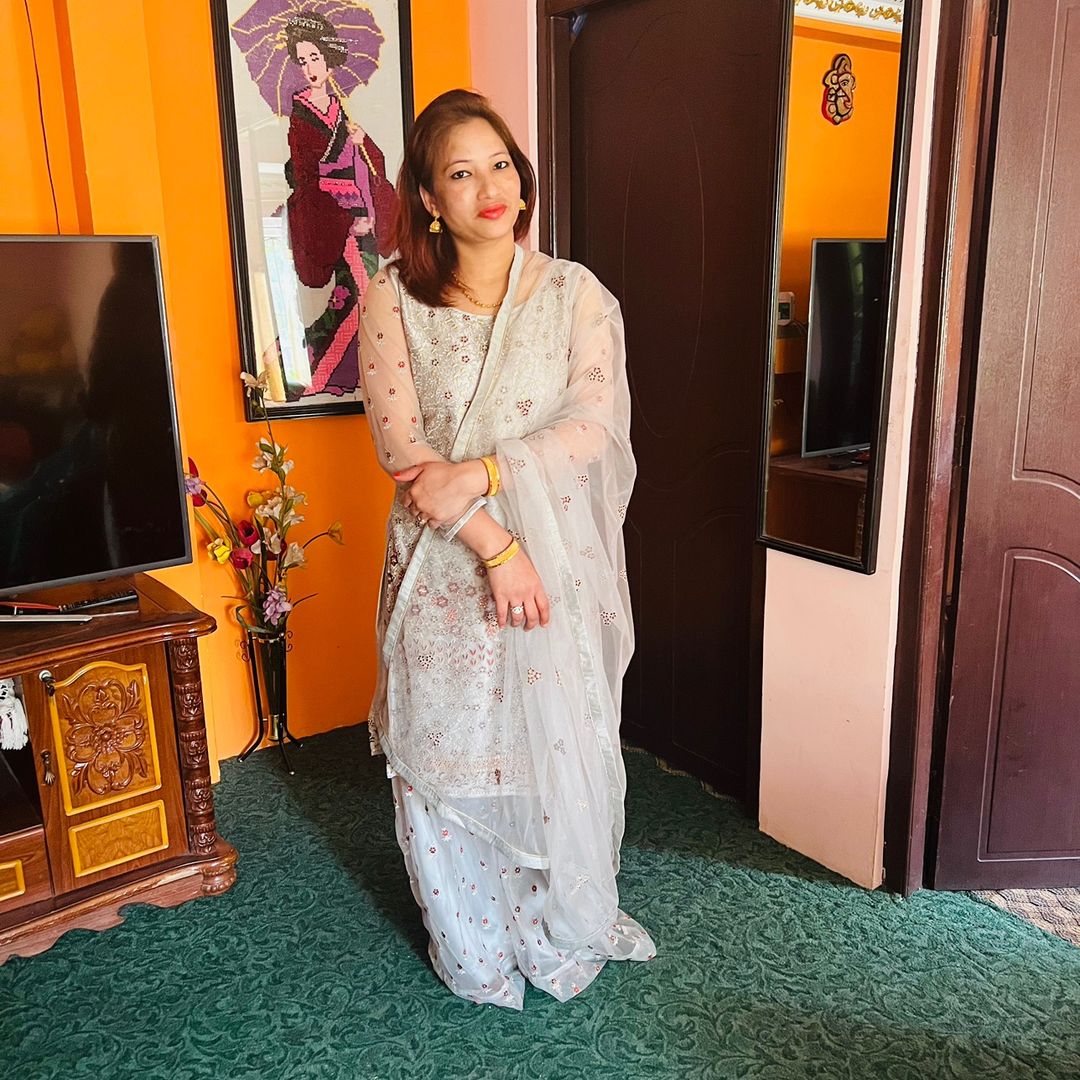 Susi Stha💞💞💞