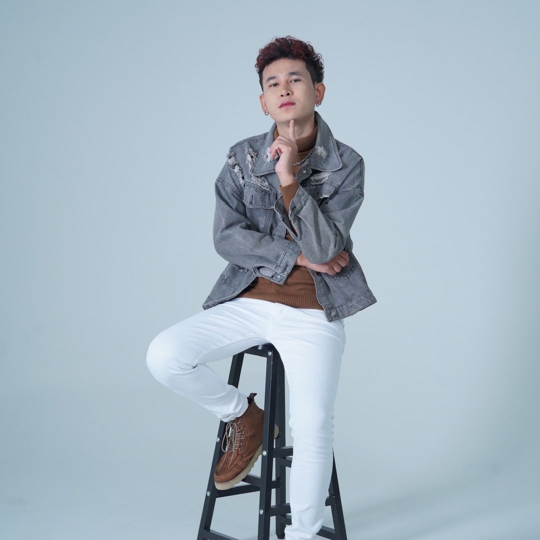 วิทย์ ไมค์ทองคำ