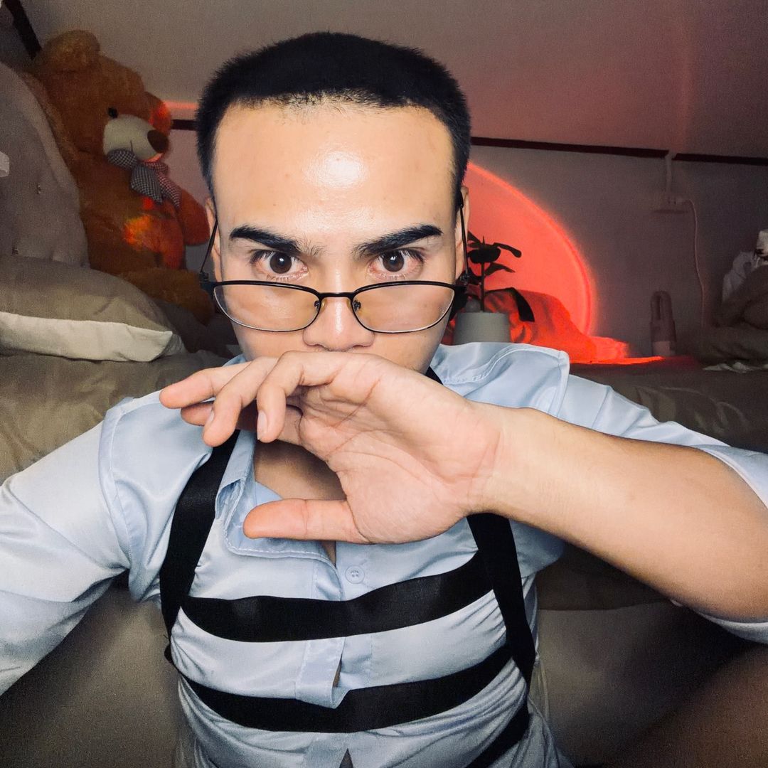 ทักทายครับทุกคน🤚