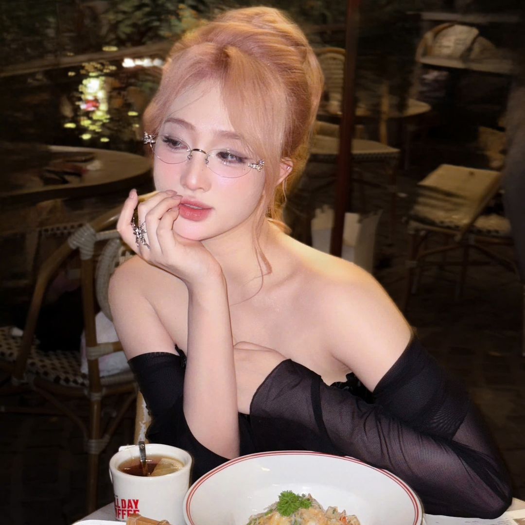 Thảo Luôn Vui Tươi🧏🏻‍♀️