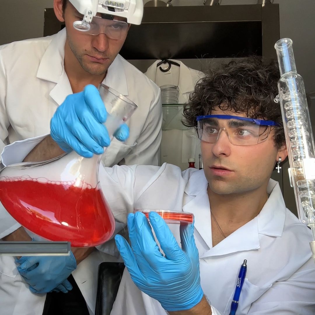 The Clone Master🧬