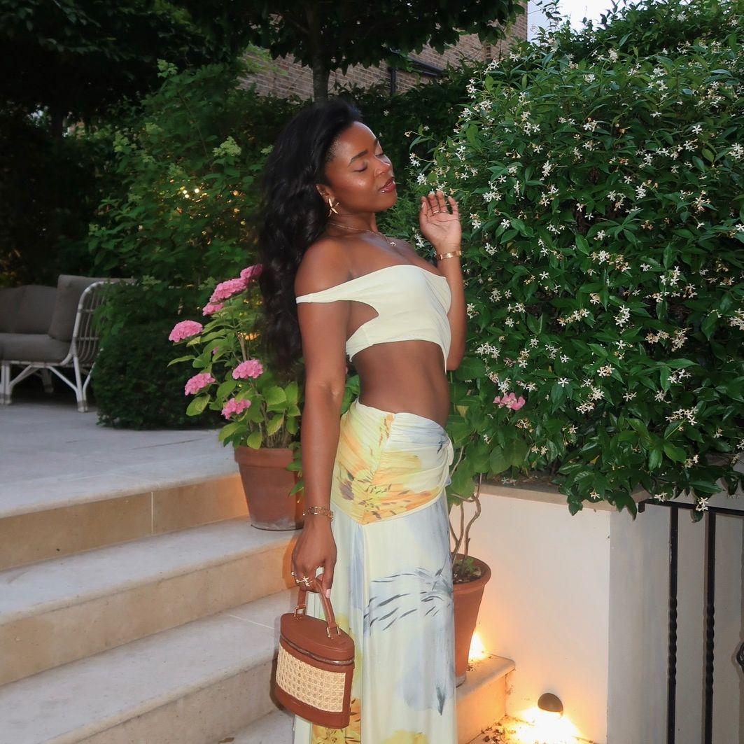 | Nikki Rossi |