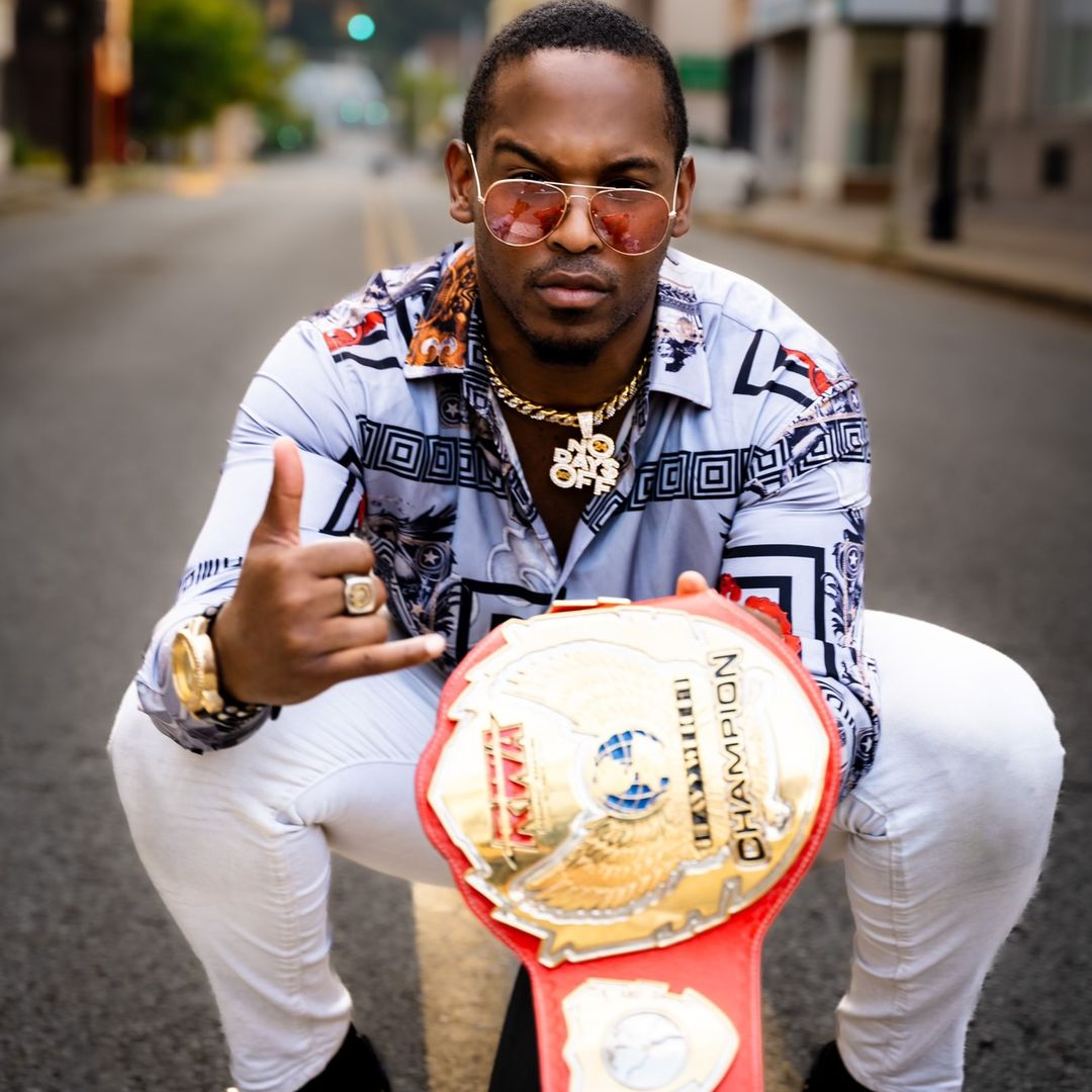 THE REVenue 💰 🤙🏾 🧊