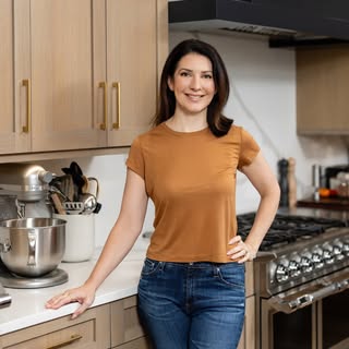 Danielle Cochran | THESALTYCOOKER®️