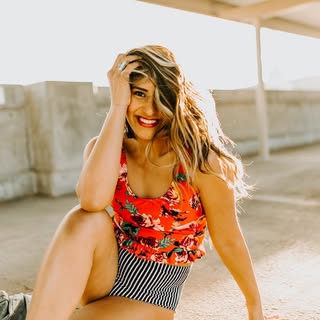 Tia 🐝 “Choosing Happy” 🙏🏽 w/ Me Sundays 4pm MST Live