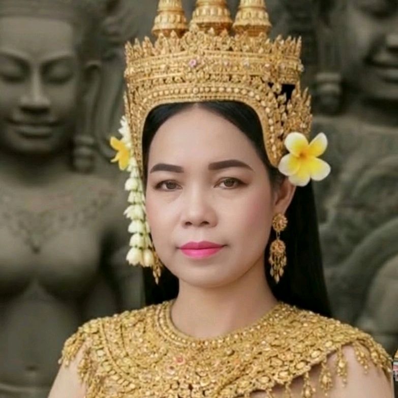 Tidaលក់ចេកឆាប់គ្រប់មុខ
