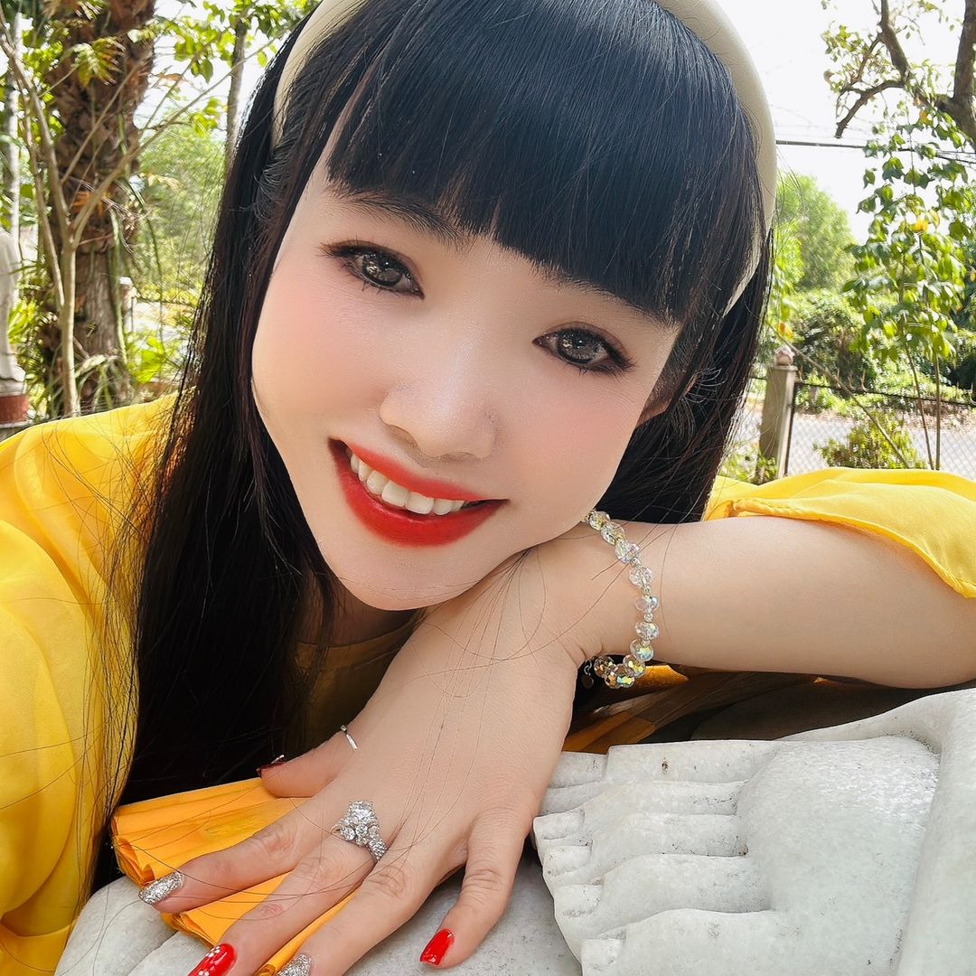 Tiền Tỷ ((PD: Diệu Hương))