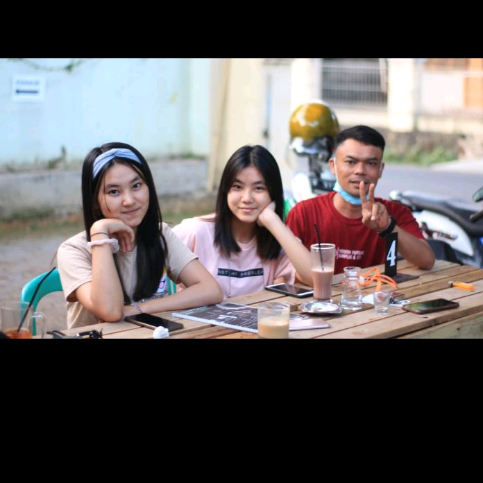 Akun tiktok Bertiga