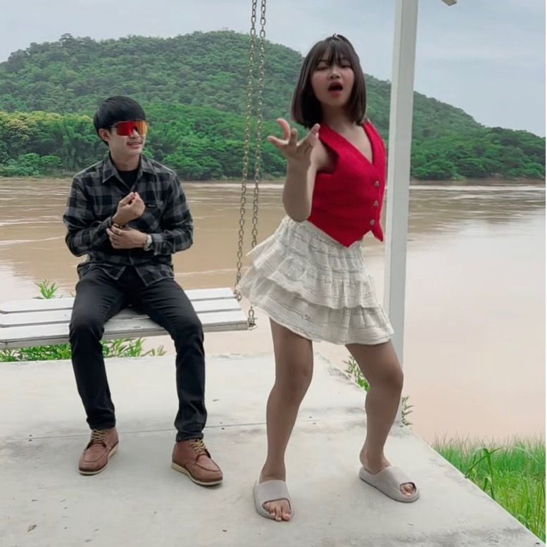 มาดามแสง อาต้น ( 500K+ )