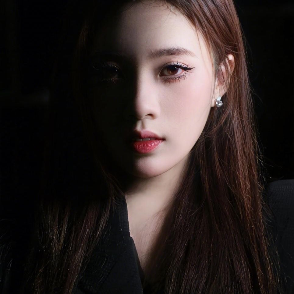 Huyền Trân nè ྀི