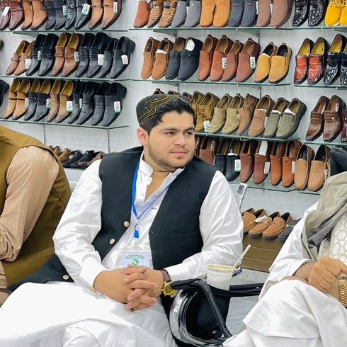 عمر خان سلیمانزئی UKS
